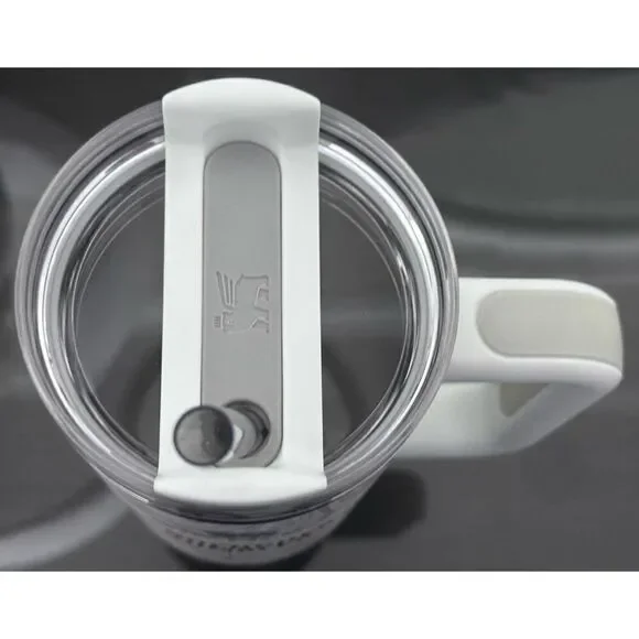 Stanley Quencher H2.0 FlowState 30oz Tumbler,‎ POLAR SWIRL - Picture 3 of 4